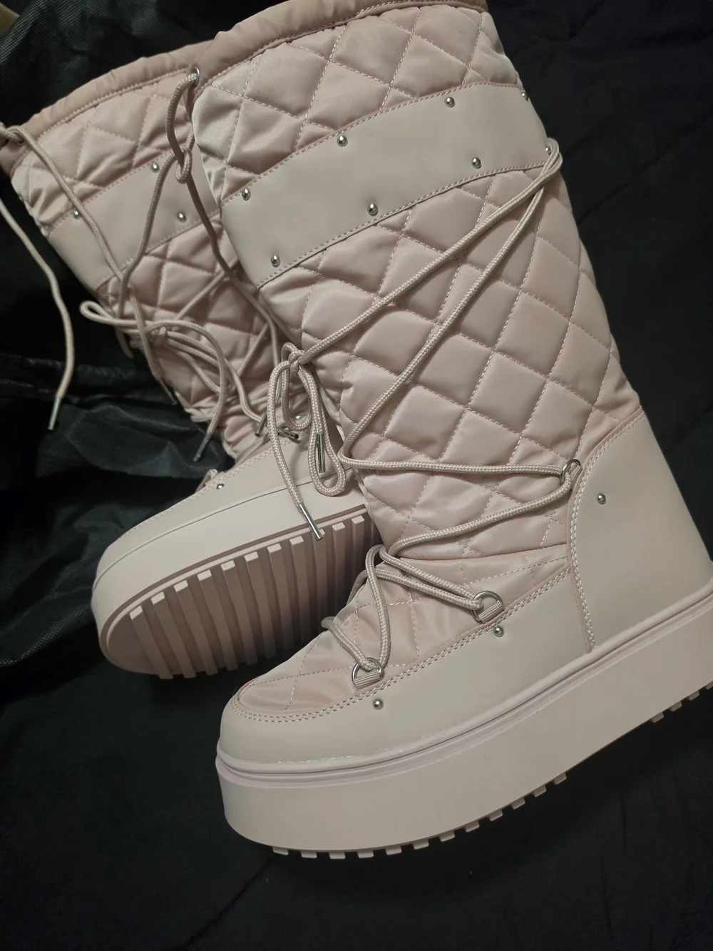 Shoe Dazzle Quilted Blush Platform Winter Boots